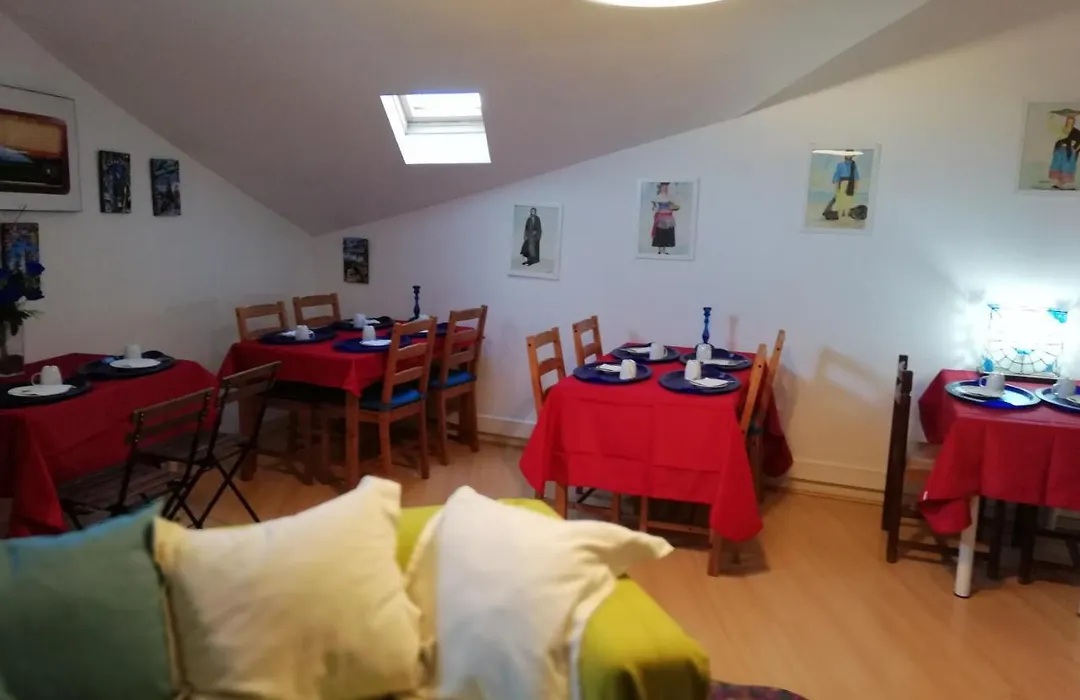 Portuguese Hostel-1